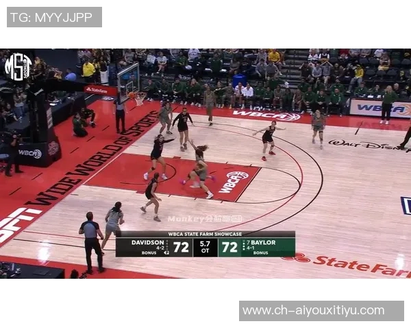 20岁中国球员邓雨婷在美国比赛中表现出色创赛季新高助球队险胜